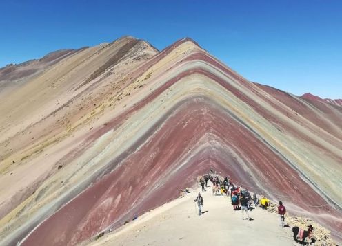 Excursion a la montaña de Vinicunca. Cusco, PERU